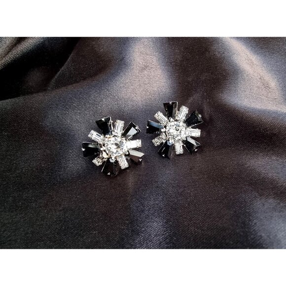 Rare Find Vintage B DAVID Signed Black and Clear Austrian Crystal Star Earrings - Picture 1 of 7